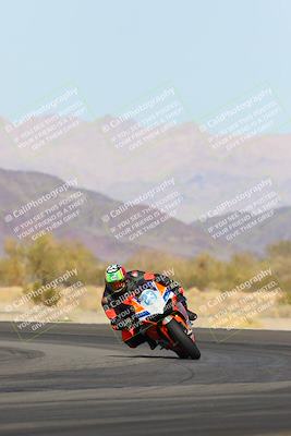 media/Feb-04-2023-SoCal Trackdays (Sat) [[8a776bf2c3]]/Turn 14 (115pm)/